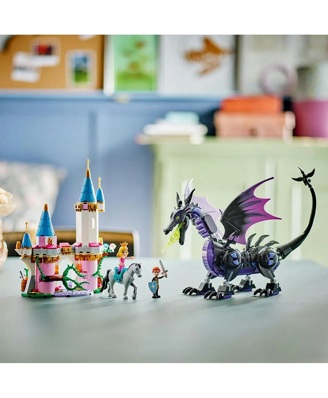 ماليفيسنت بشكل التنين 43240 من LEGO® ǀ Disney Princess - الصورة 4