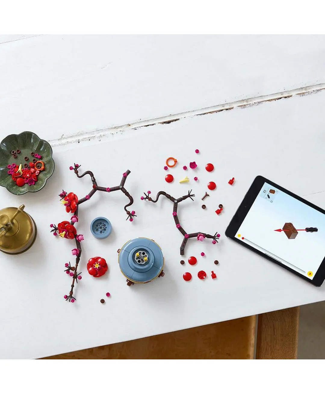 مجموعة عرض ديكور الزهور زهر البرقوق 10369 من LEGO® Botanicals - الصورة 8