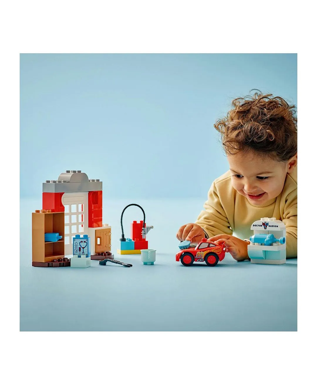 لعبة الأطفال القابلة للبناء زيارة برق بنزين لمرآب دوك 10456 من ليغو® DUPLO® Disney and Pixar Cars - 35 قطعة - الصورة 6