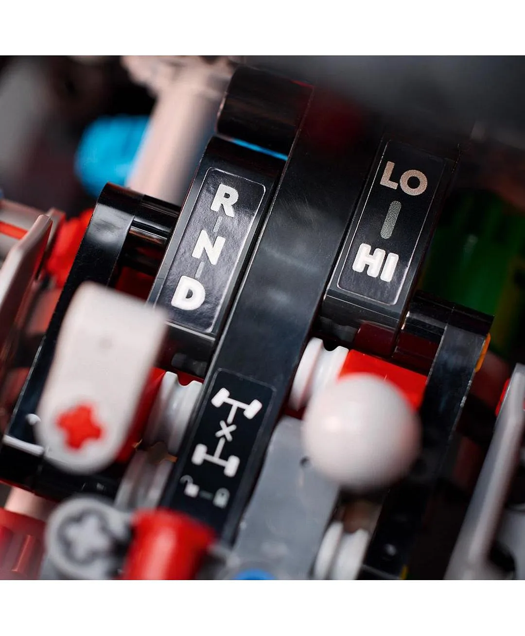 Mercedes-Benz G 500 PROFESSIONAL Line 42177 من LEGO® Technic - الصورة 6