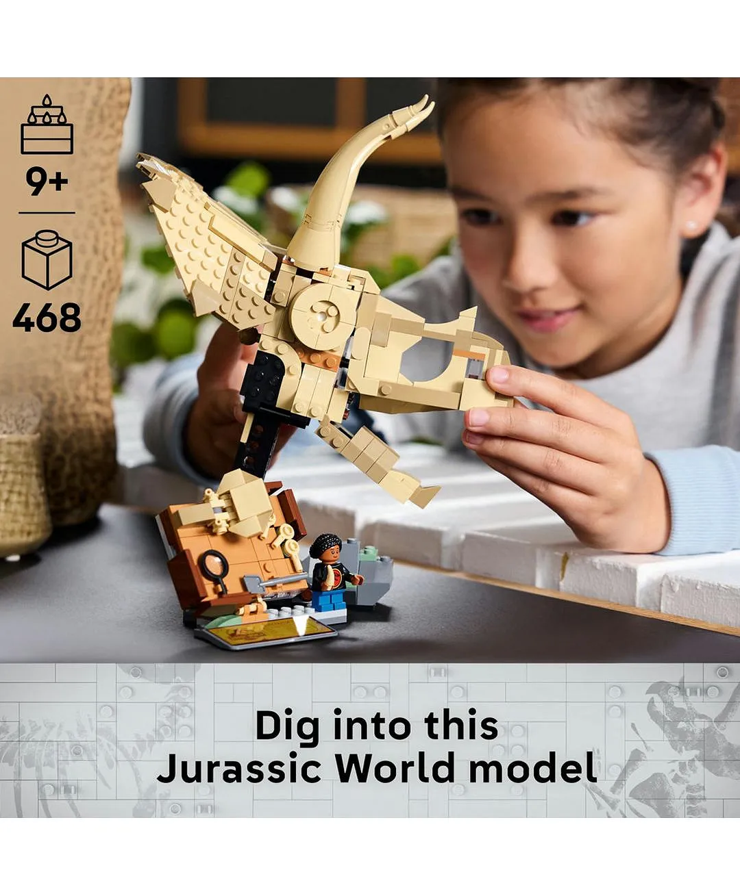 مجموعة نموذج حفريات الديناصورات: جمجمة ترايسيراتوبس من ليغو® Jurassic World، مجموعة بناء للعرض 76969 - 468 قطعة - الصورة 3