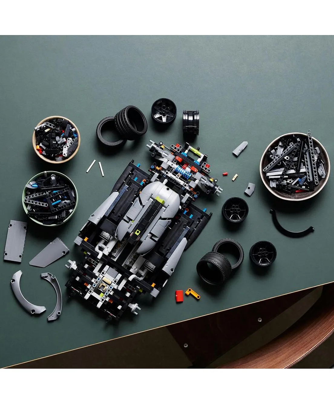 ليغو - تكنيك بيجو لو مان هايبركار هايبرد 42156 مجموعة اللعب - 1775 قطعة - الصورة 4