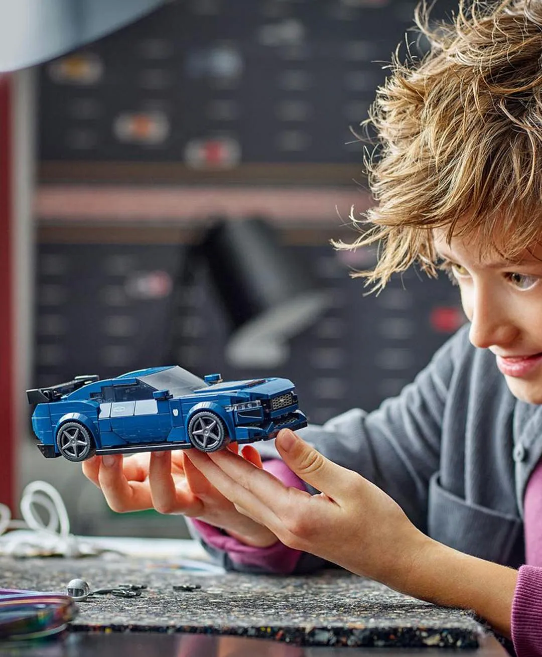السيارة الرياضية Ford Mustang Dark Horse 76920 من LEGO® Speed Champions - الصورة 5