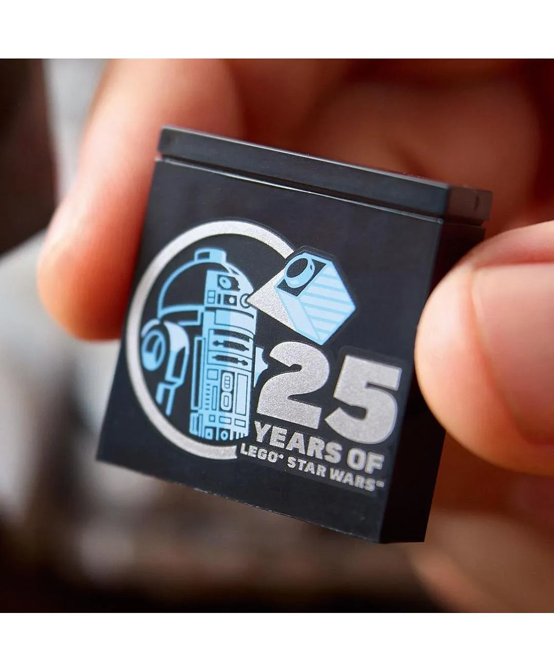 مجموعة ميلينيوم فالكون™ 75375 من ™LEGO® Star Wars - الصورة 10