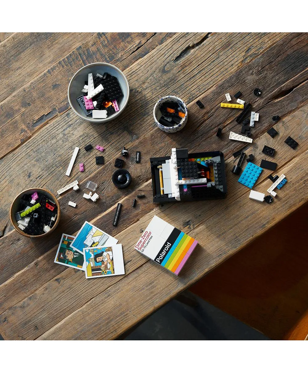 كاميرا Polaroid OneStep SX-70 21345 من LEGO® Ideas - الصورة 6