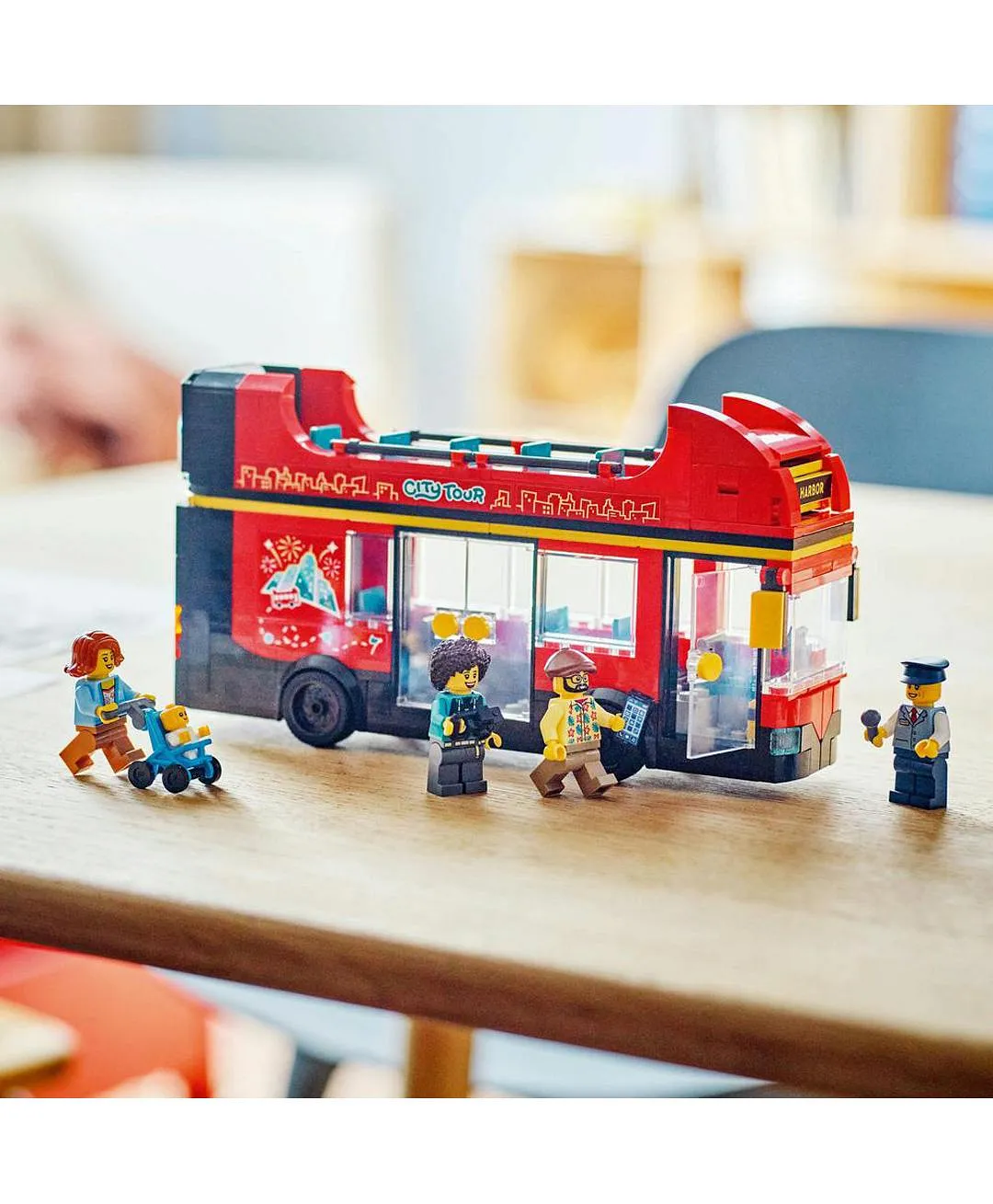 لعبة حافلة معالم المدينة الحمراء بطابقين 60407 من LEGO® City - الصورة 7