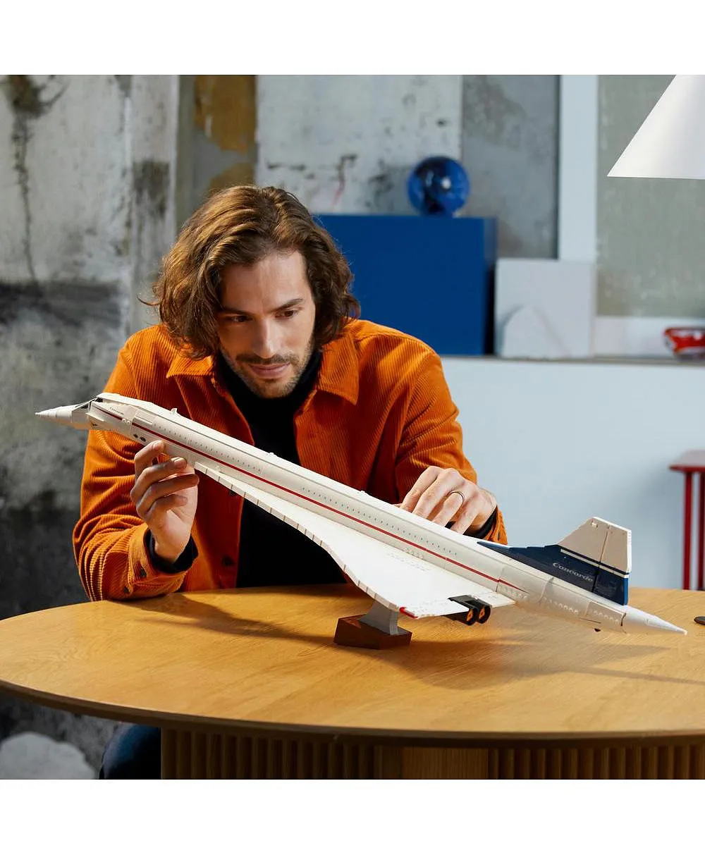 مجموعة البناء كونكورد 10318 من LEGO® Icons (2083 قطعة) - الصورة 4